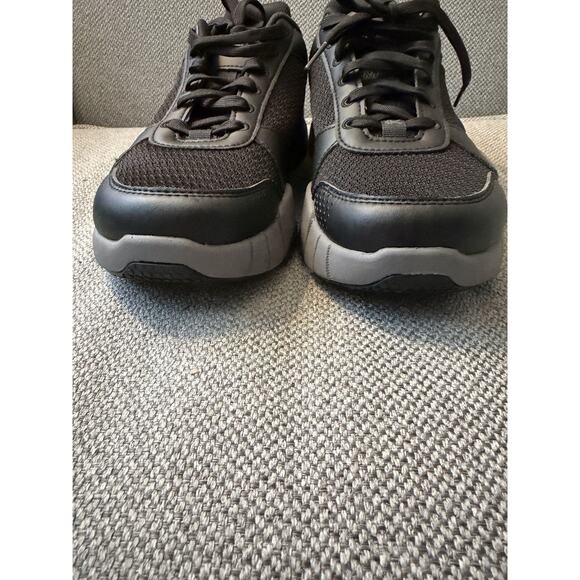 Kuru Quantum 2.0 sneakers in a Jet Black and Slate Gray Mens 8 But Is UNISEX main image 7